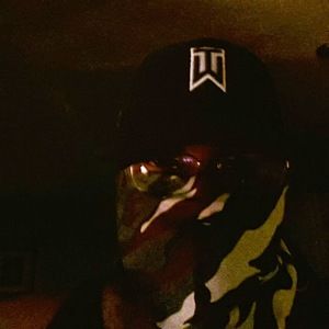 Meet your Posher, Derwin